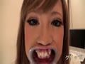 アダルト動画：【口・歯フェチ】tooth fetish 高橋ななちゃん、開口器で歯磨き